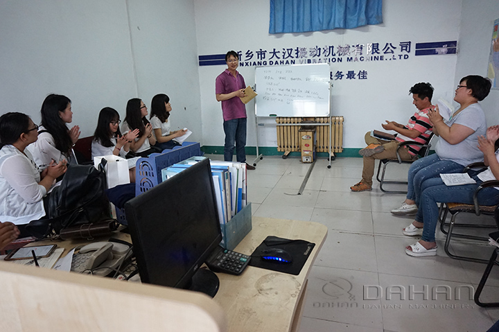 漢螺旋給料機實力雄厚，技術(shù)研發(fā)團隊上百人